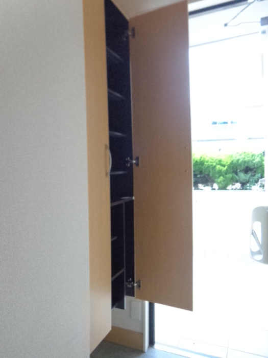 シューズボックス