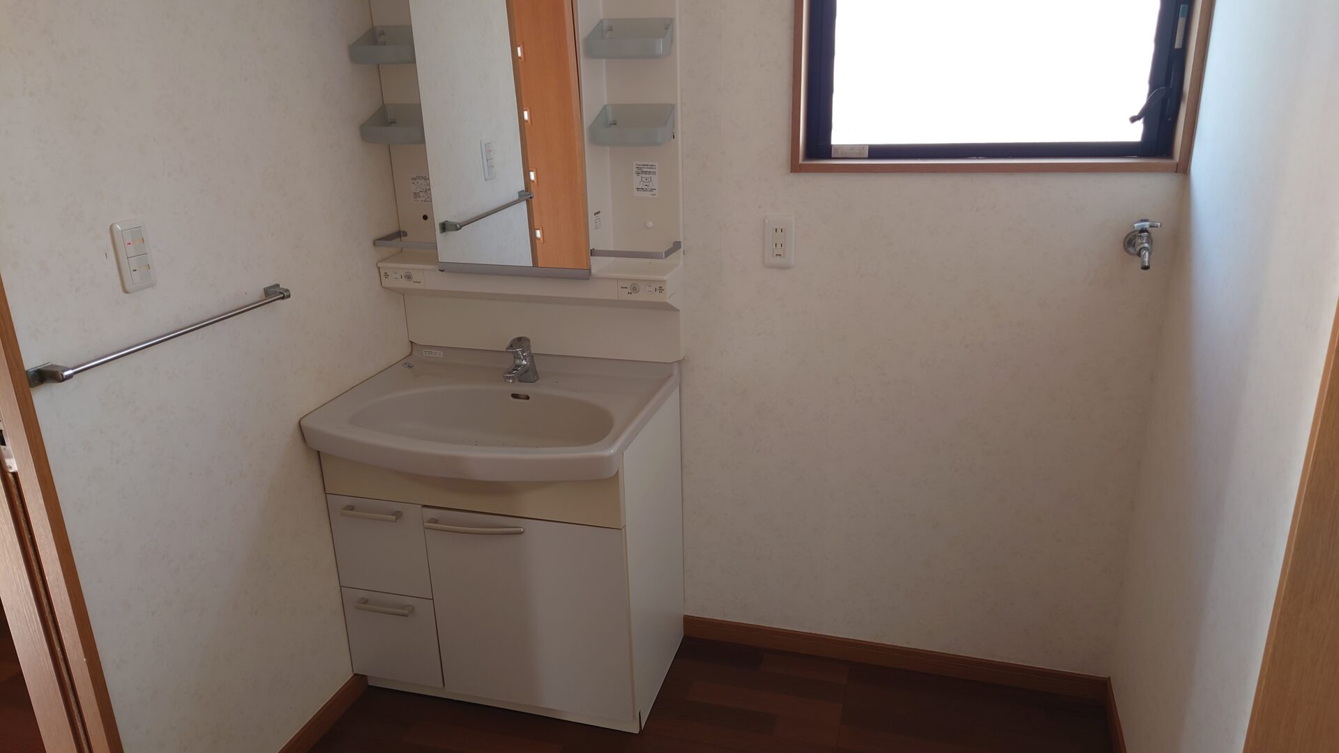 洗面脱衣室・独立洗面台・室内洗濯機置き場