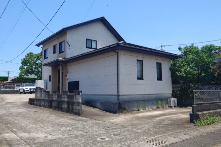 出水市 中古一戸建て 下鯖町651-1邸