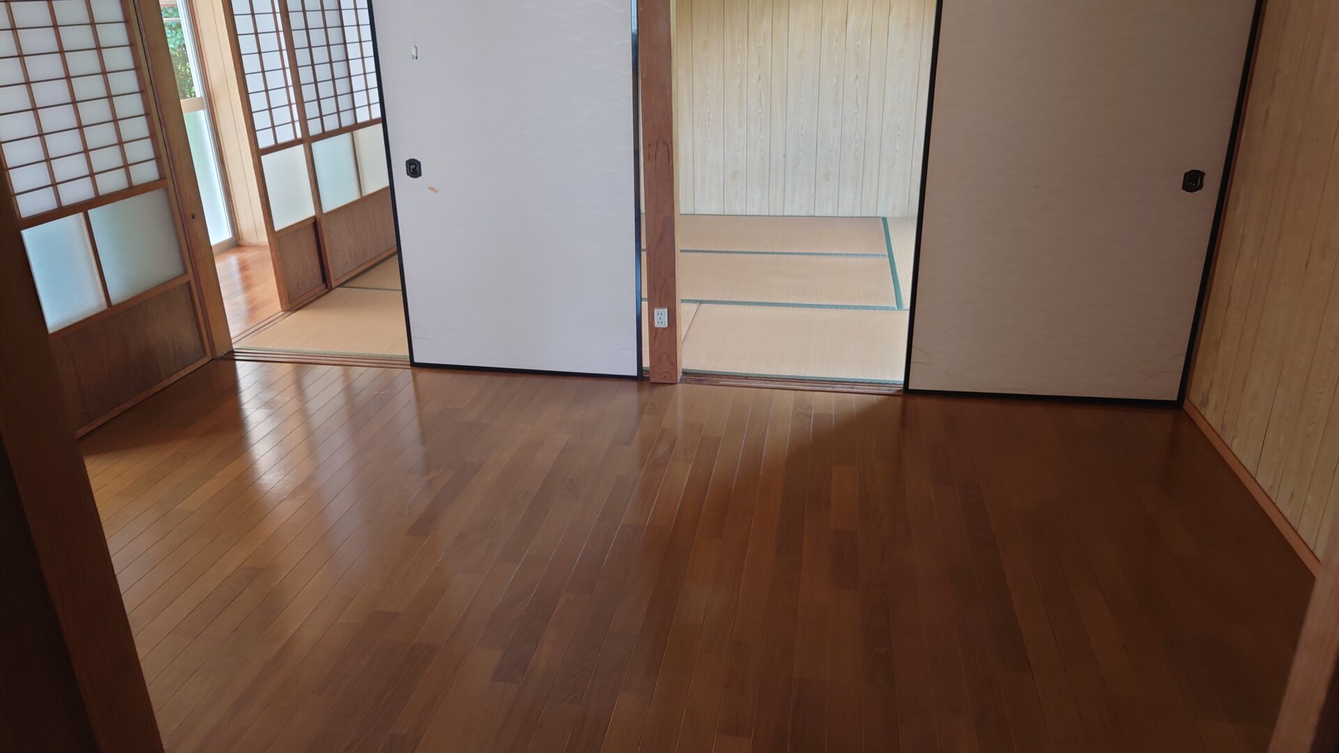 洋室1
