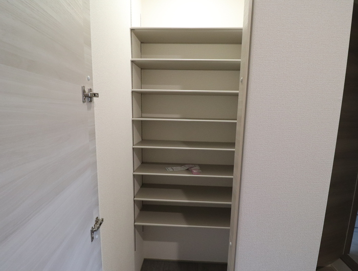 シューズボックス